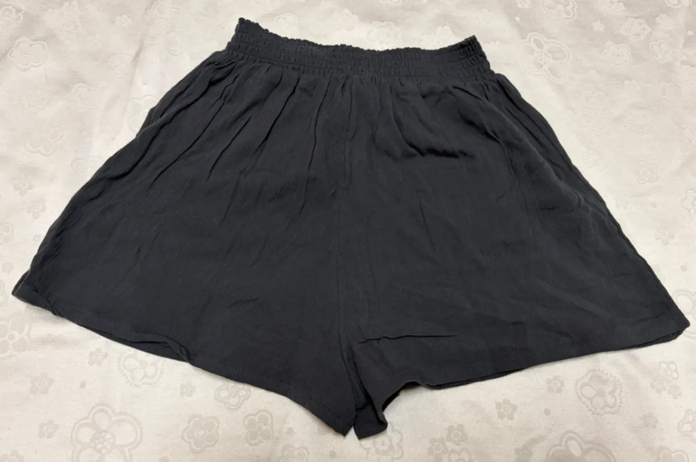 Short, Stoffhose Gr. 134/140 von Yigga, Ernsting`s Family NEU