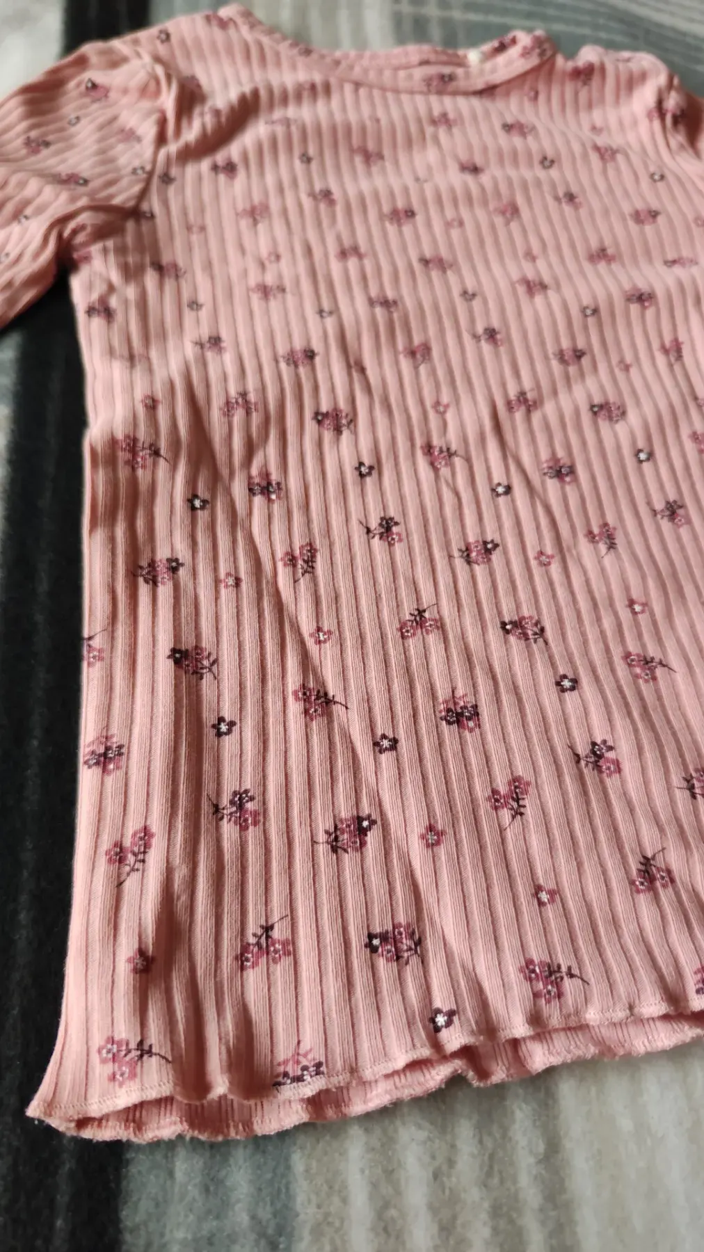 Langarmshirt mit floralem Motiv