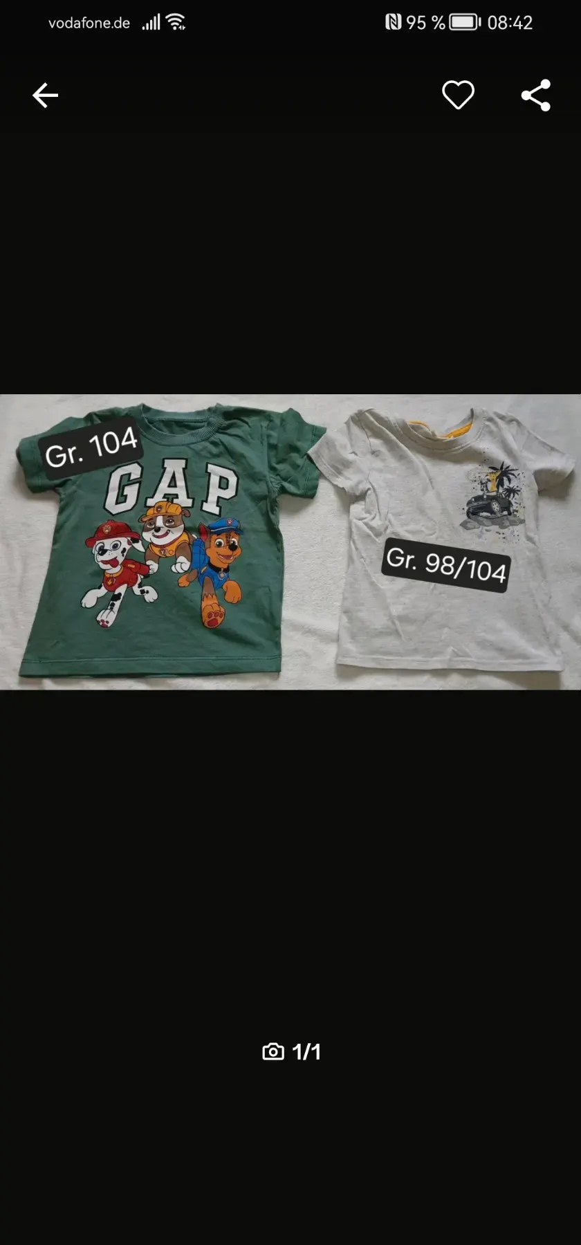 2 T-shirts