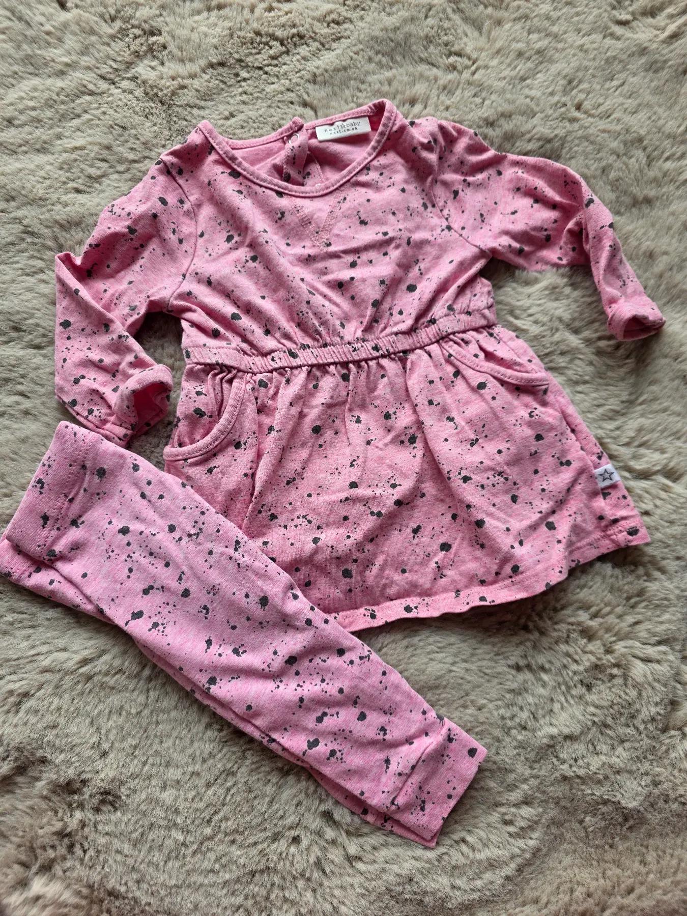 Next Set pink