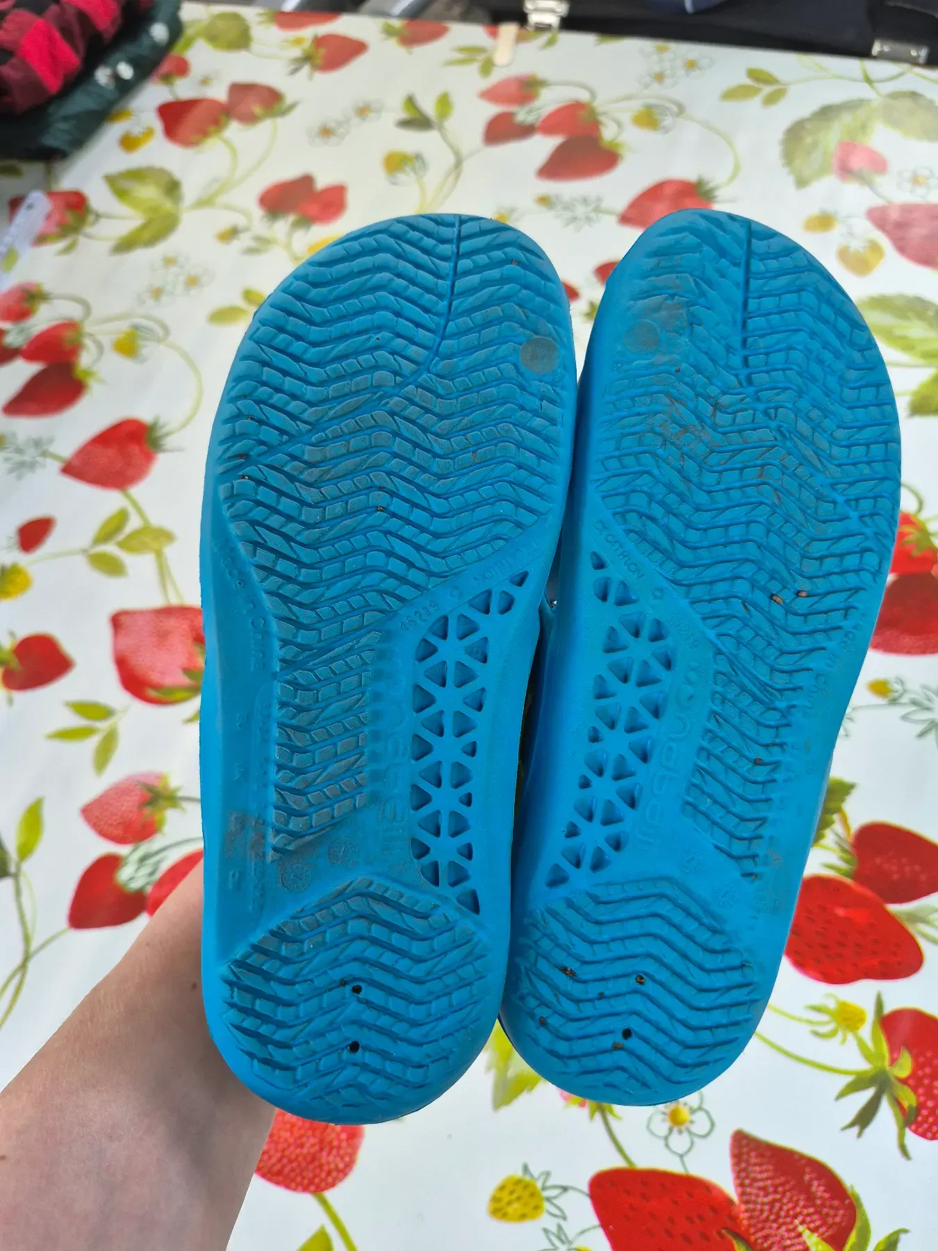Badeschuhe Gr. 33/34
