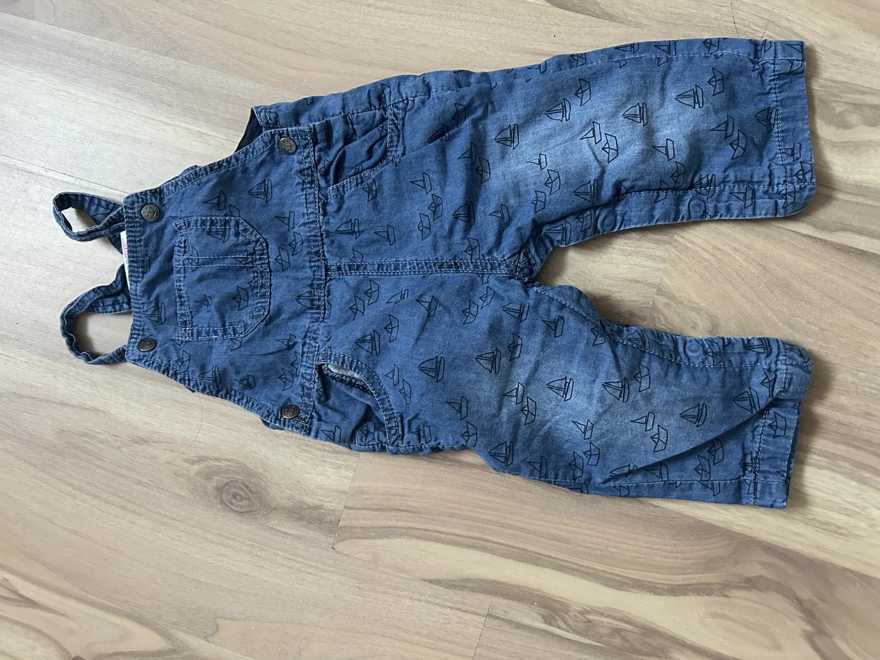 Latzhose Gr.68