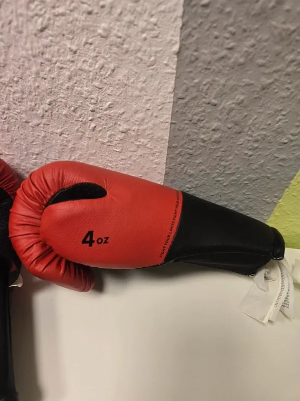 Kinder Box Handschuhe Decathlon 4OZ