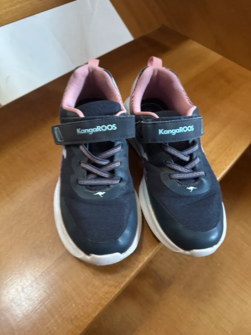 kangaroos Turnschuhe in Größe 33 von kangaroos