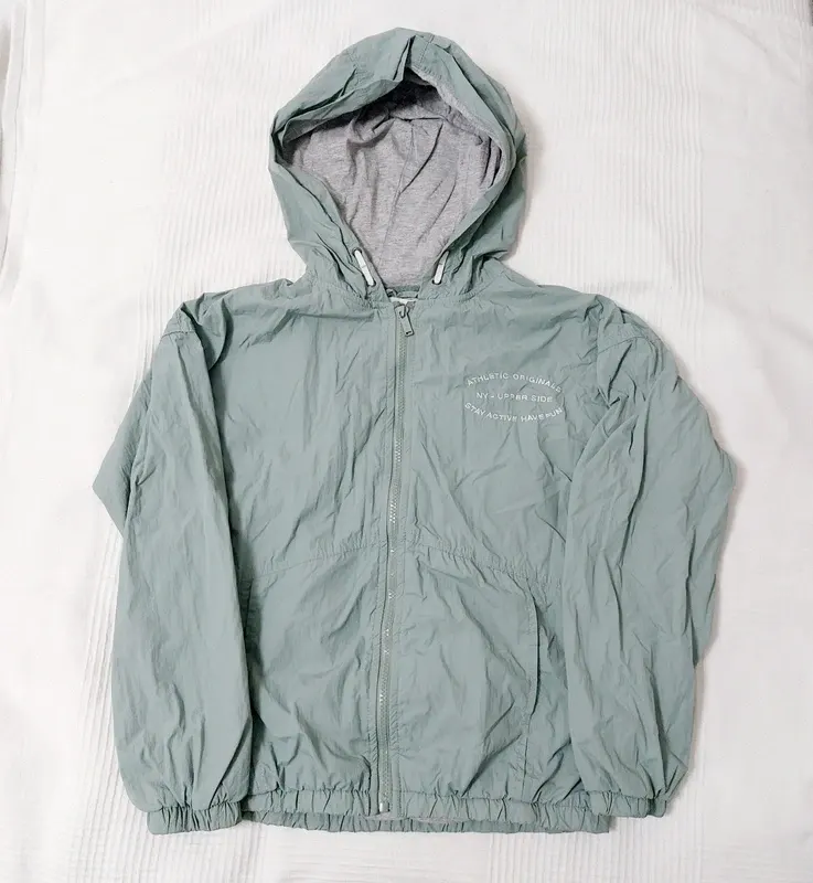 Jacke Reserved Gr. 146