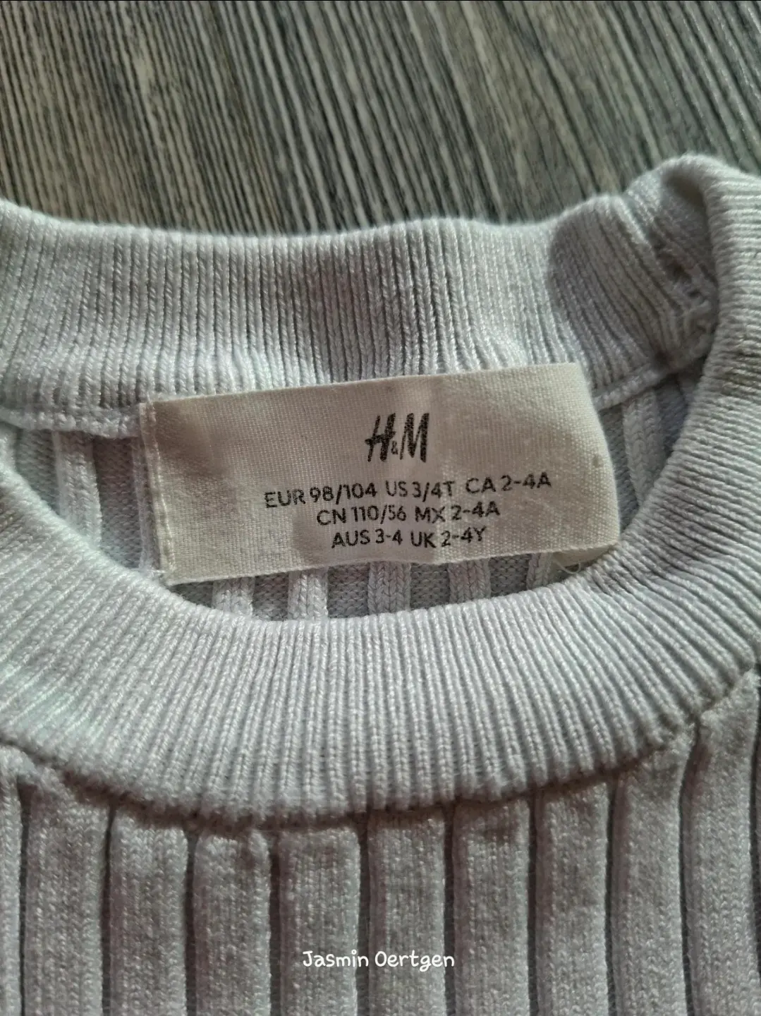 Süßer Rippstrick-Pulli mit Streifen | H&M | Gr. 98/104