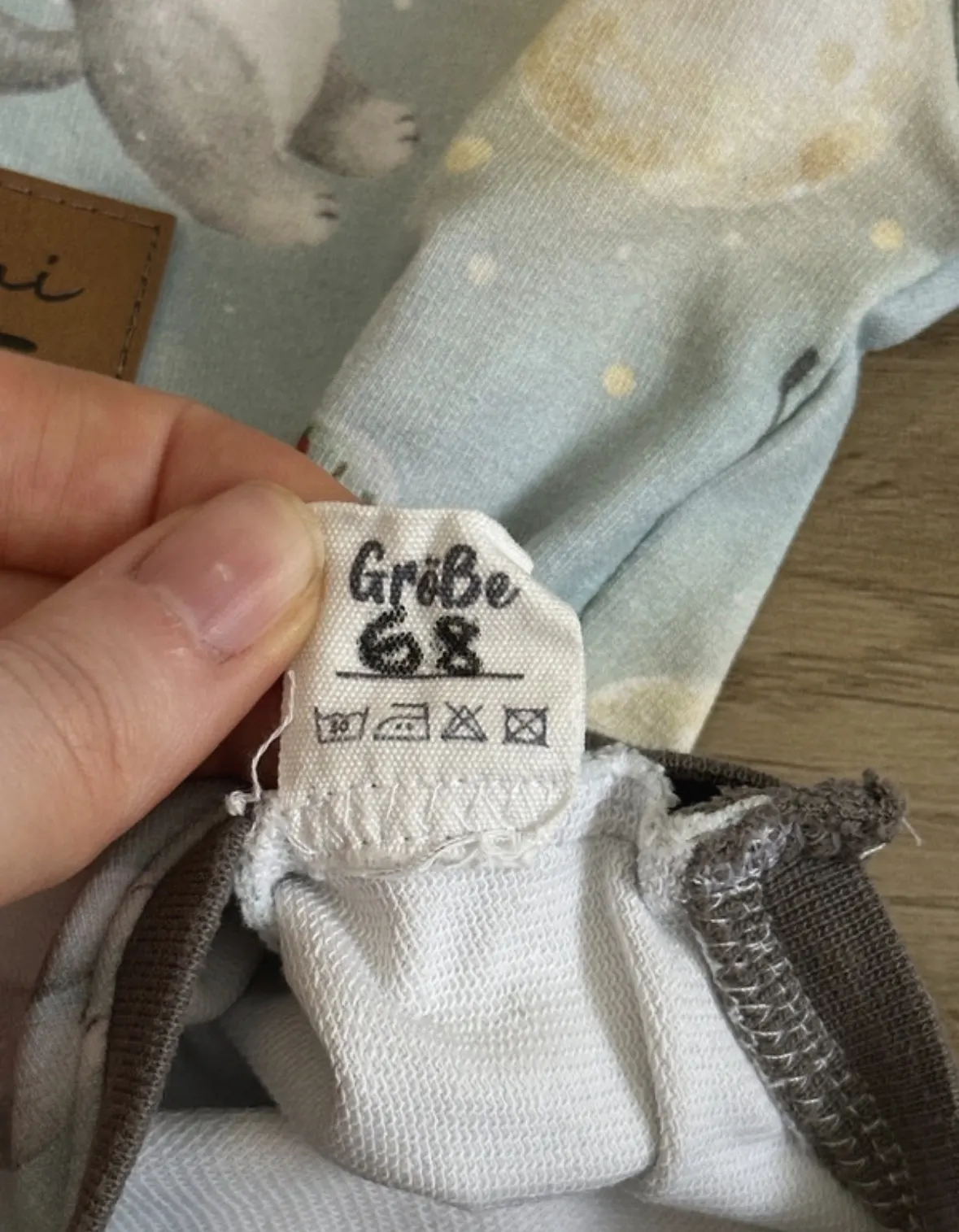 Handmade Set Body und Hose mit Wölfen
