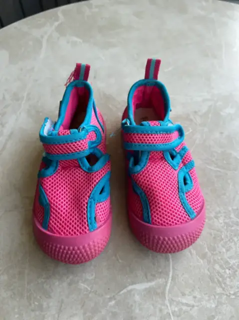 Wasserschuhe Gr. 20/21