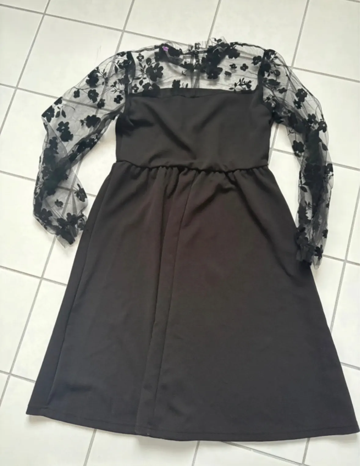 Festliches Kleid Gr. 152
