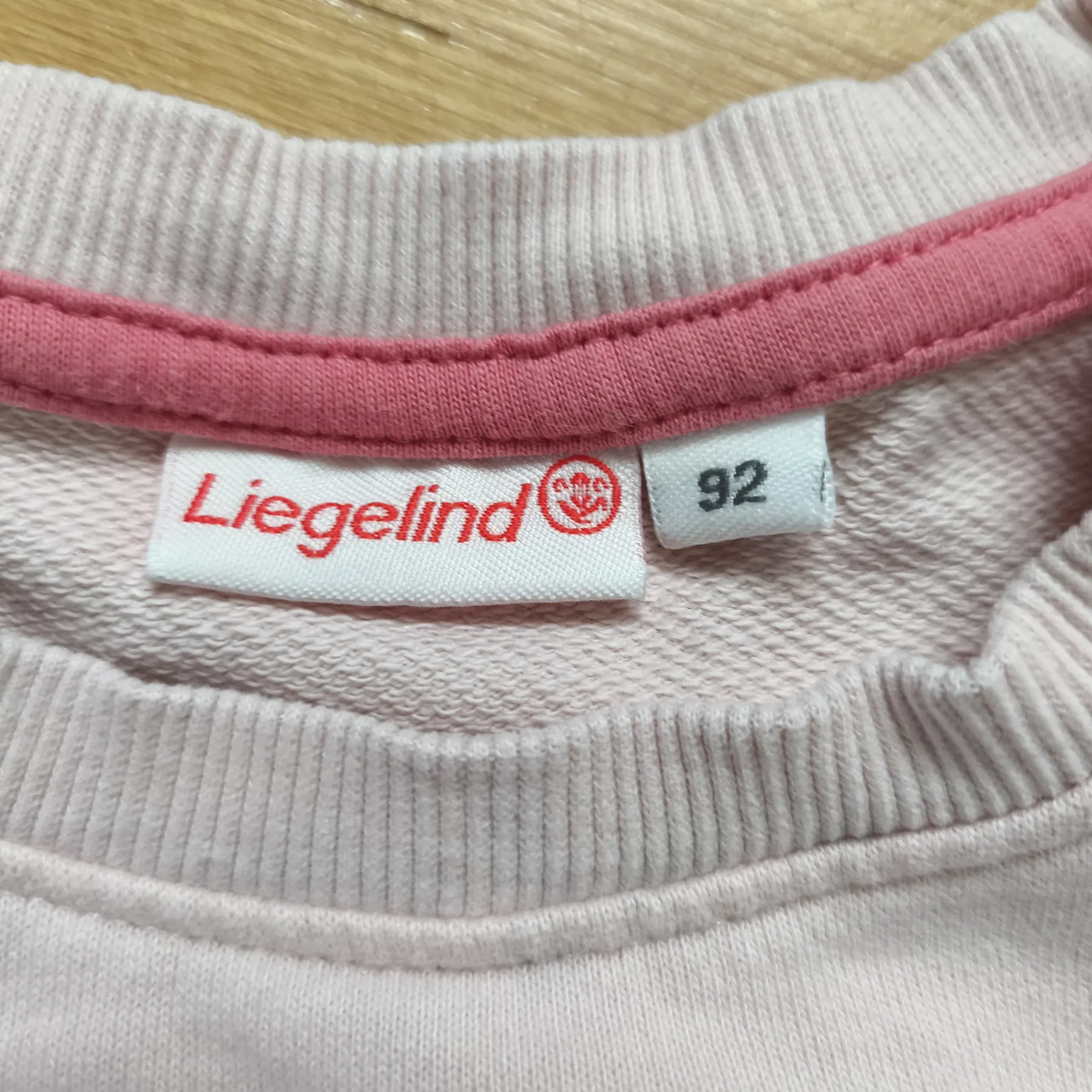 Set aus Pulli und Hose