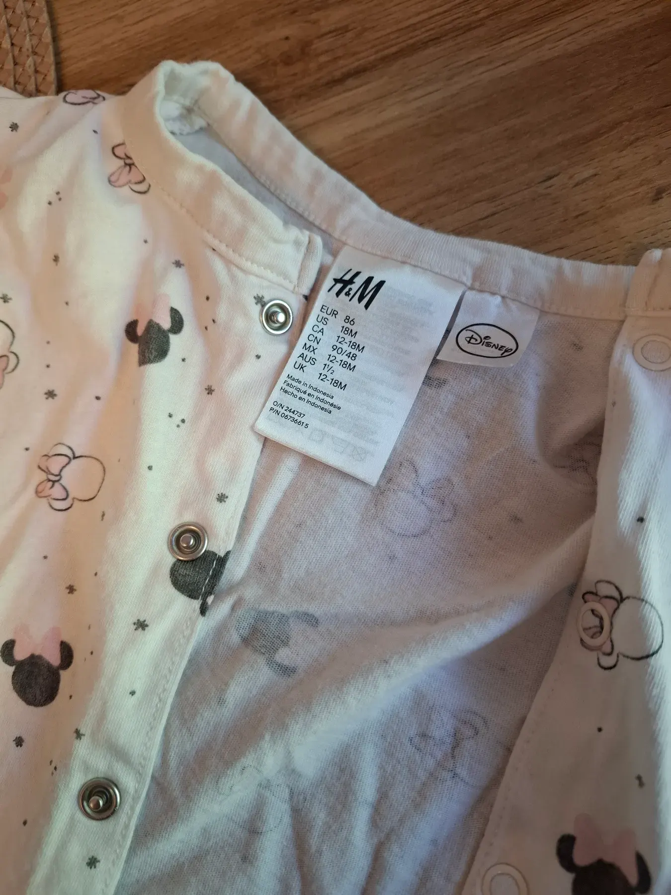 H&M Schlafanzug Einteiler kurz Größe 86