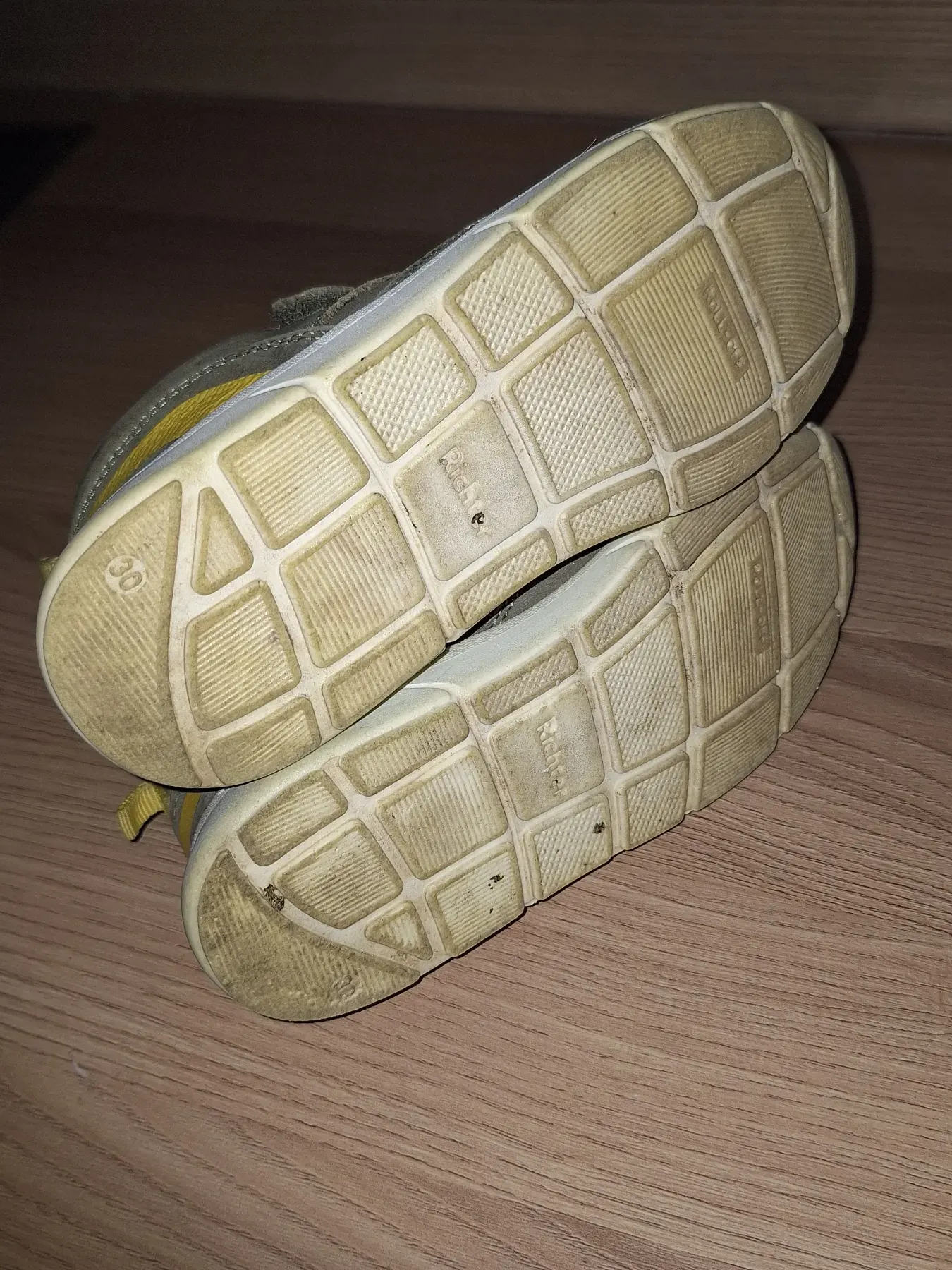 Sneakers Richter Größe 30