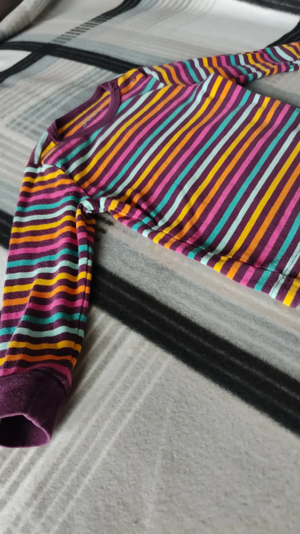 Langarmshirt von der Firma Jako-o