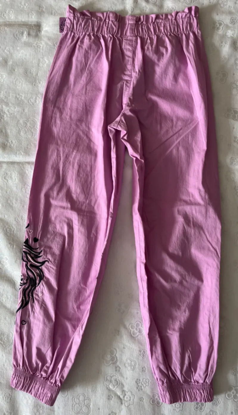 Leichte Sommerhose mit Schmetterlingen Gr. 134/140 von Young Idols, Woolworth NEU
