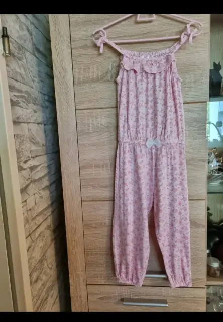 Süßer Mädchen Jumpsuit Größe 86.