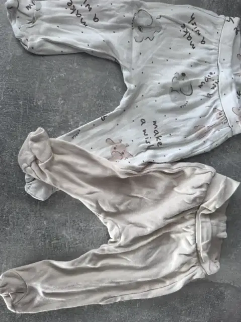 Lange Hosen mit Füßen