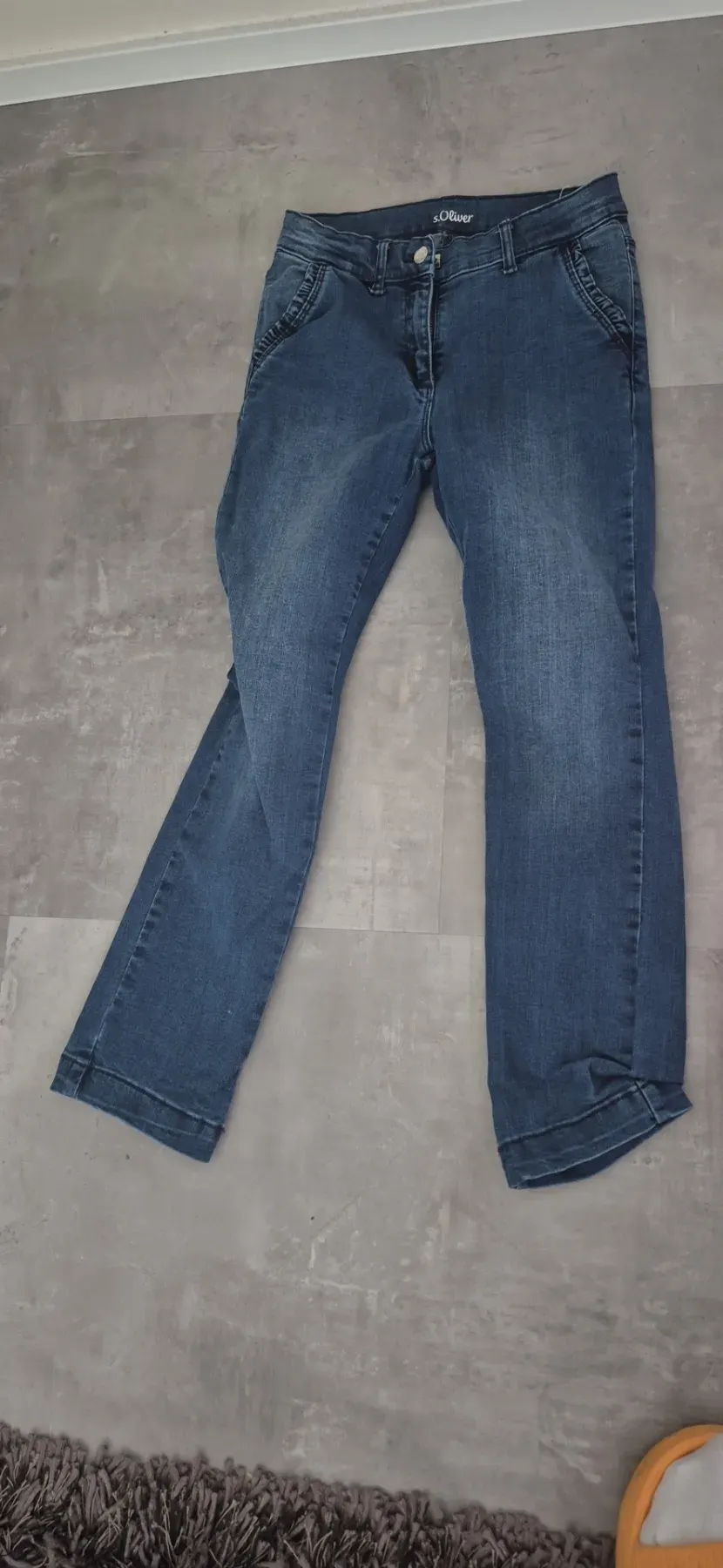 Sommerhosen und Jeans