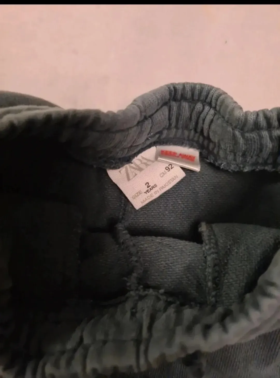 Hose kurz von Zara Größe 92