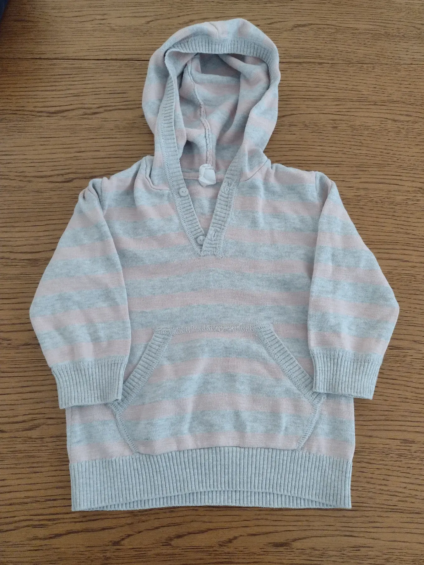 Pullover mit Kaputze grau-rosa gestreift 86 HM