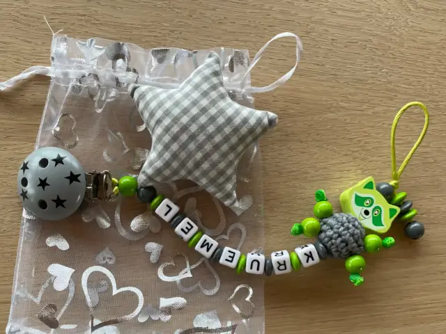 Neue Schnullerkette Waschbär mit Krümel und Stoff Stern