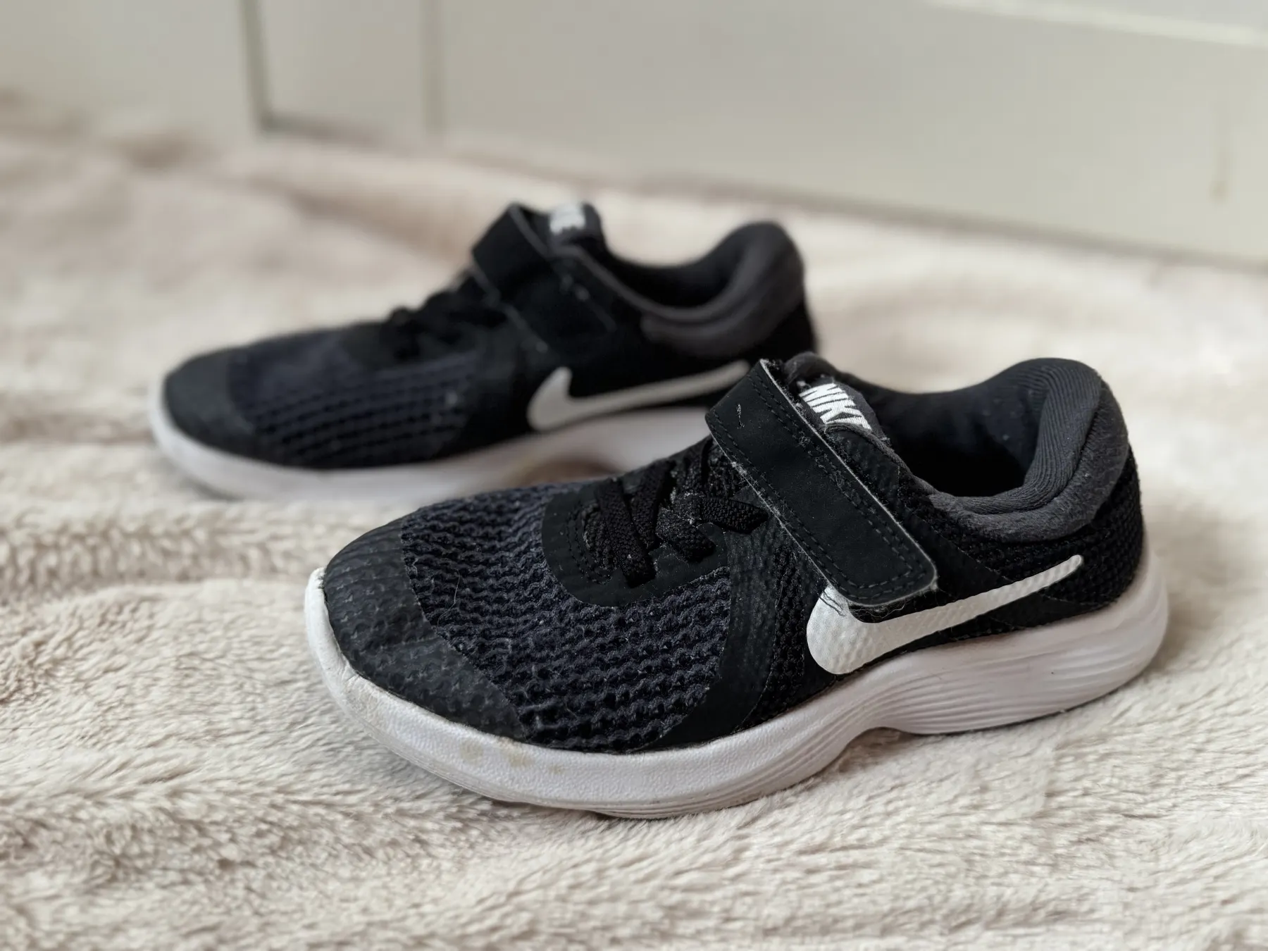 Nike Sneaker Gr. 28.5