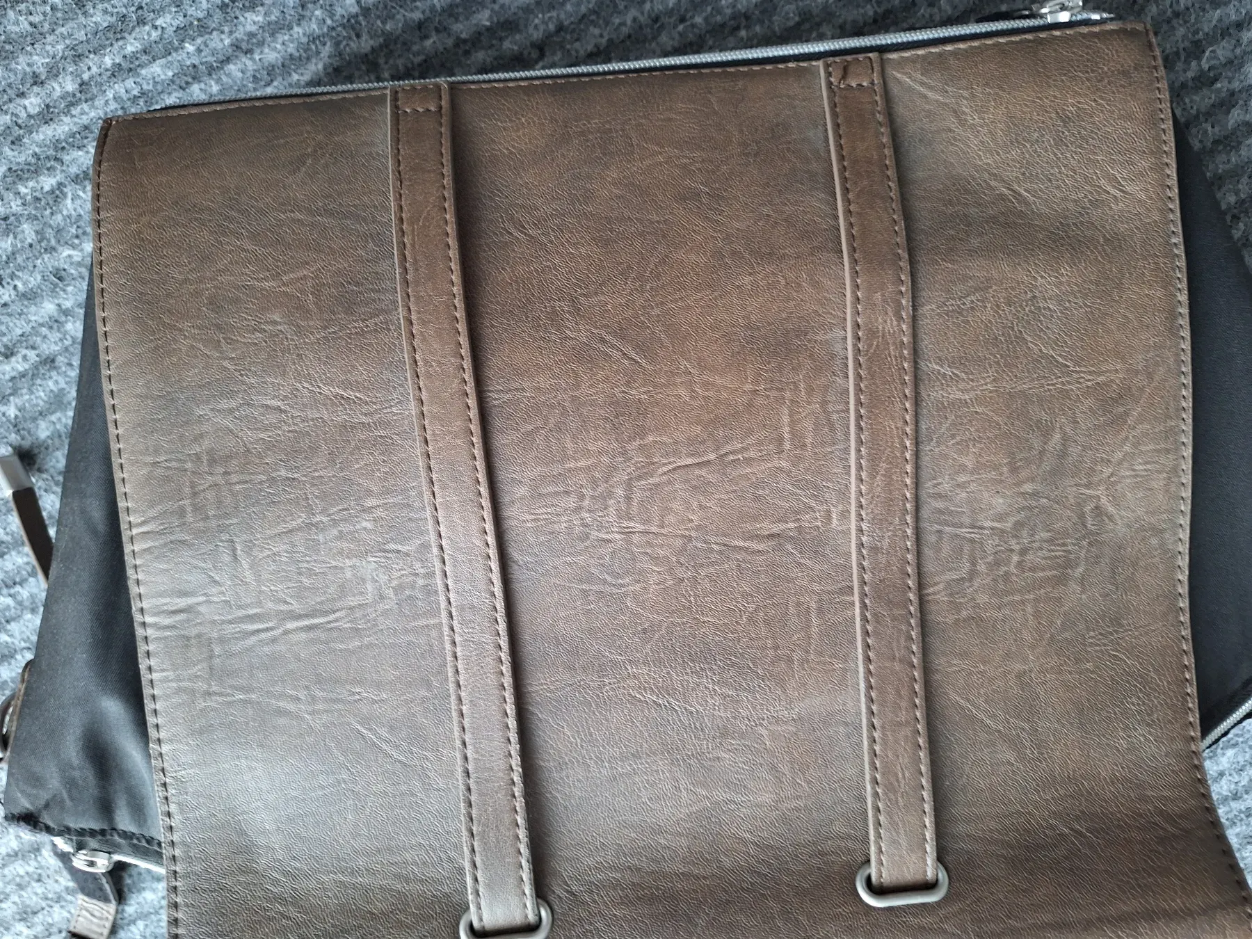 Wickeltasche Gesslein Leder Farbe Tabak