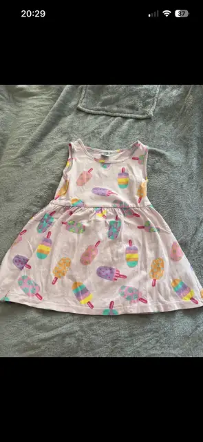 Kleid Gr. 98