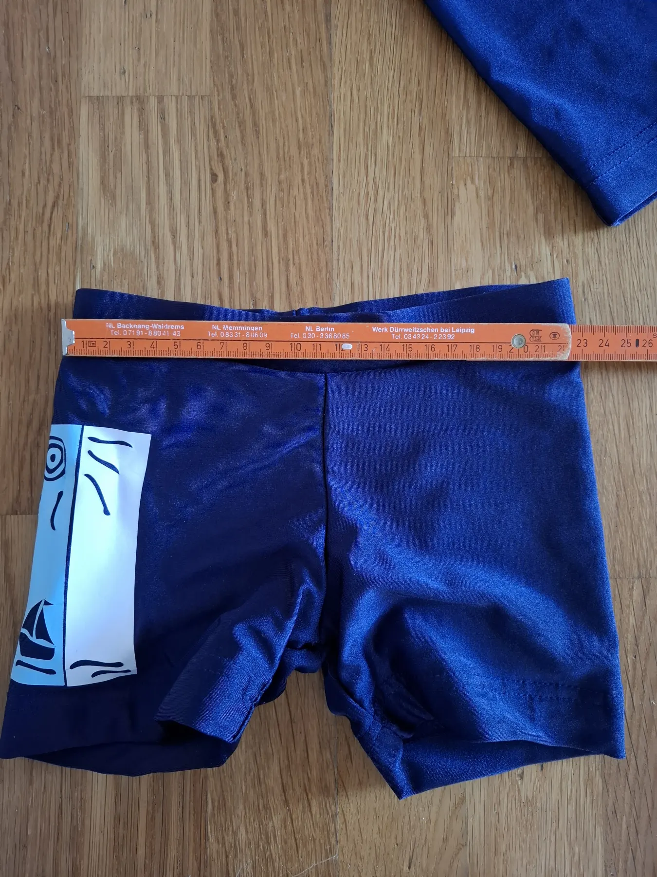 Set: Badehose & UV-Shirt 110 handmade Unikat Otter blau