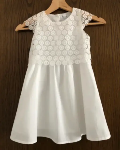 Kleid Gr. 110