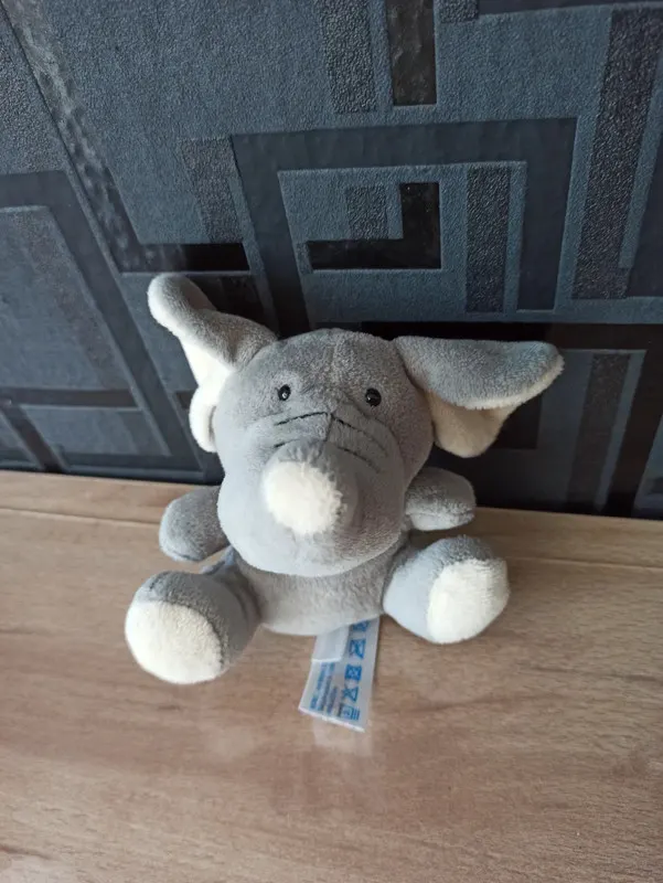 Kleiner Elefant Heunec