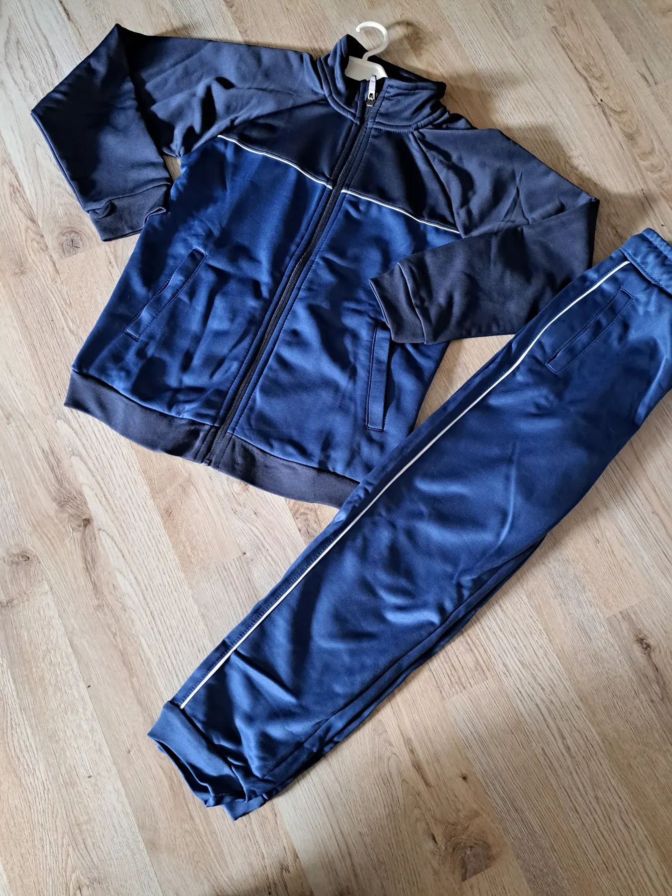 L&D Jogginganzug 134/140