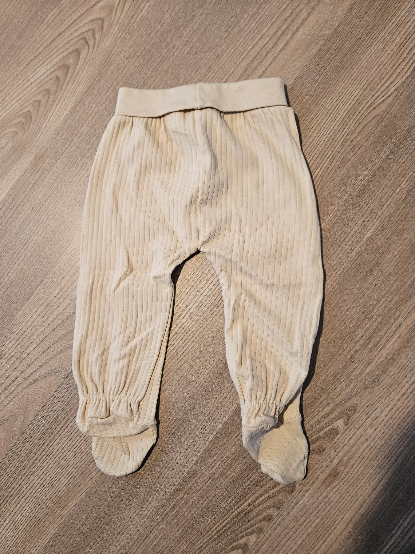 Schlichte Hose, Gr. 74, Neu & ungetragen
