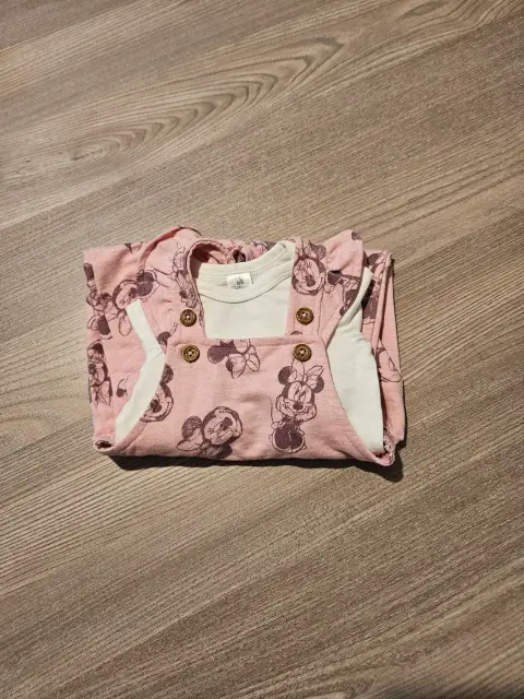 Süße Latzhose, mit Minnie Maus, Gr. 68