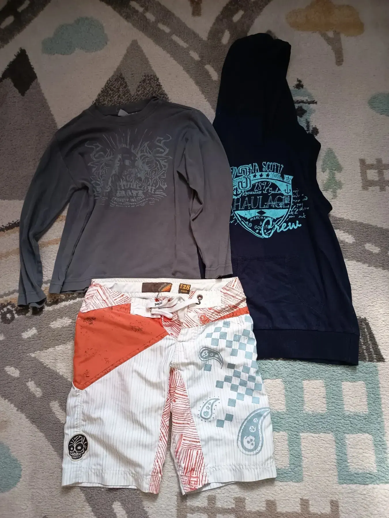 kleidungspaket gr.128