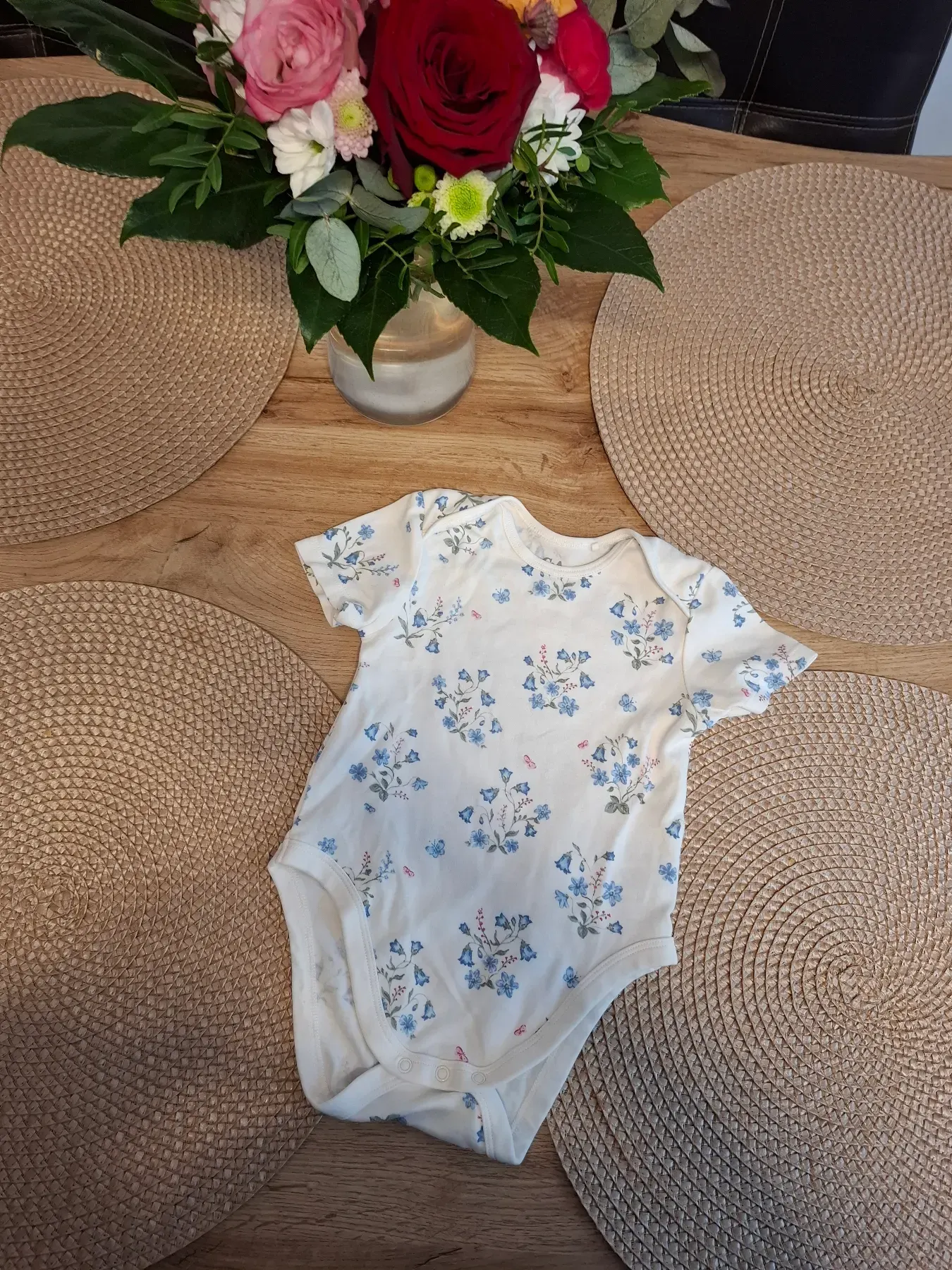 Kurzarmbody Größe 86 C&A