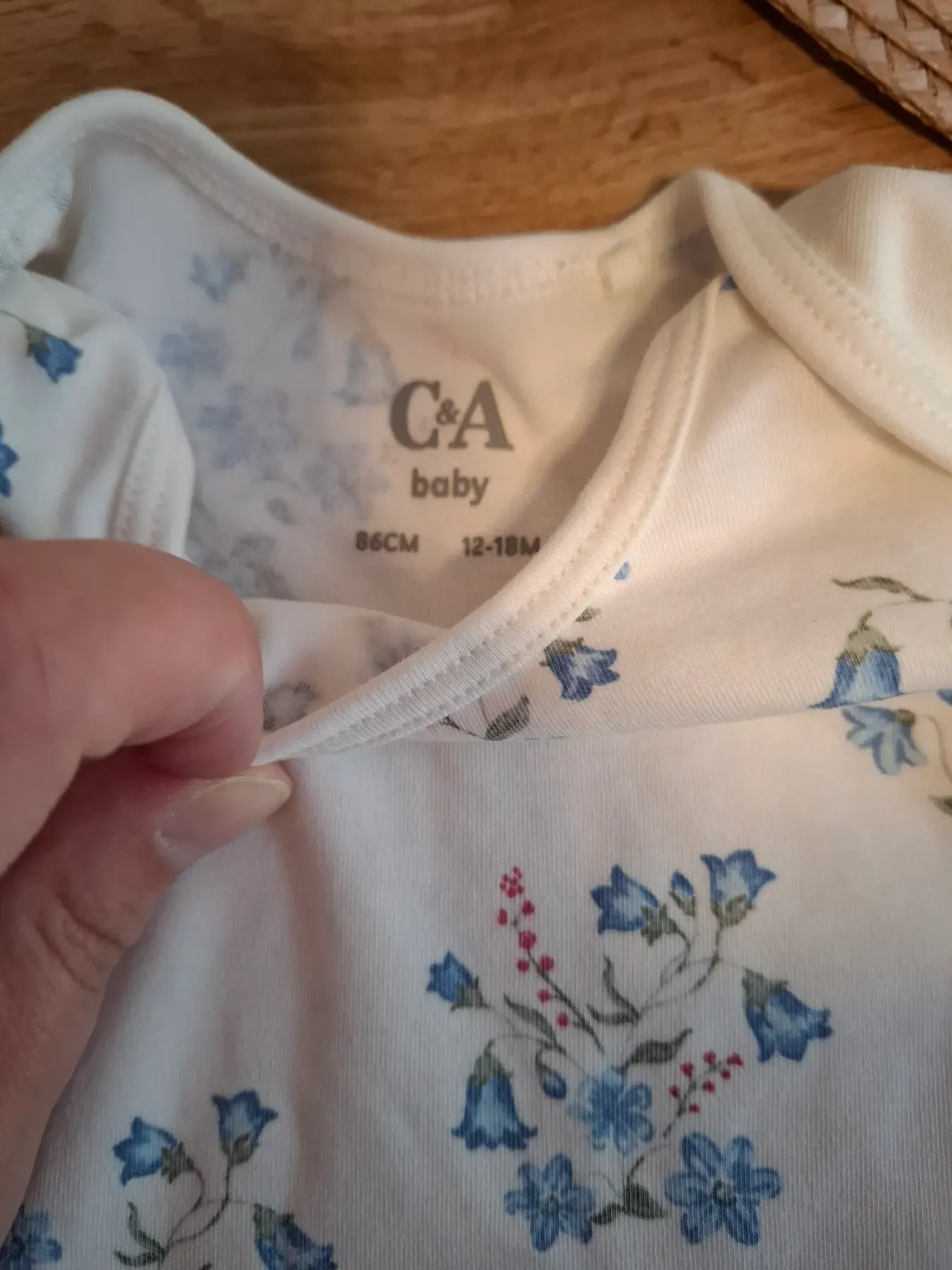 Kurzarmbody Größe 86 C&A