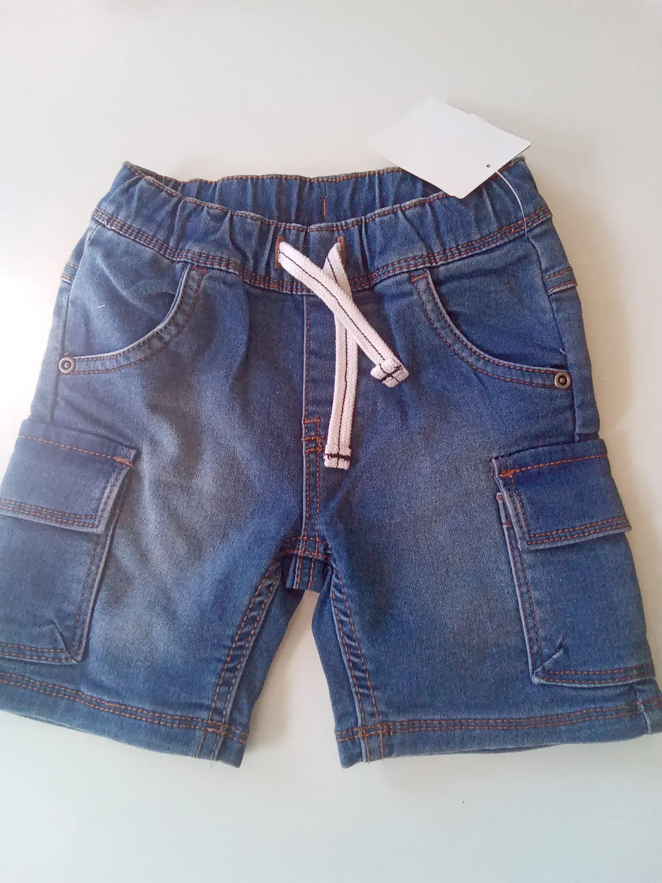 Kurze Jeans