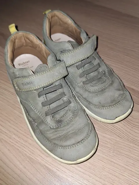 Sneakers Richter Größe 30