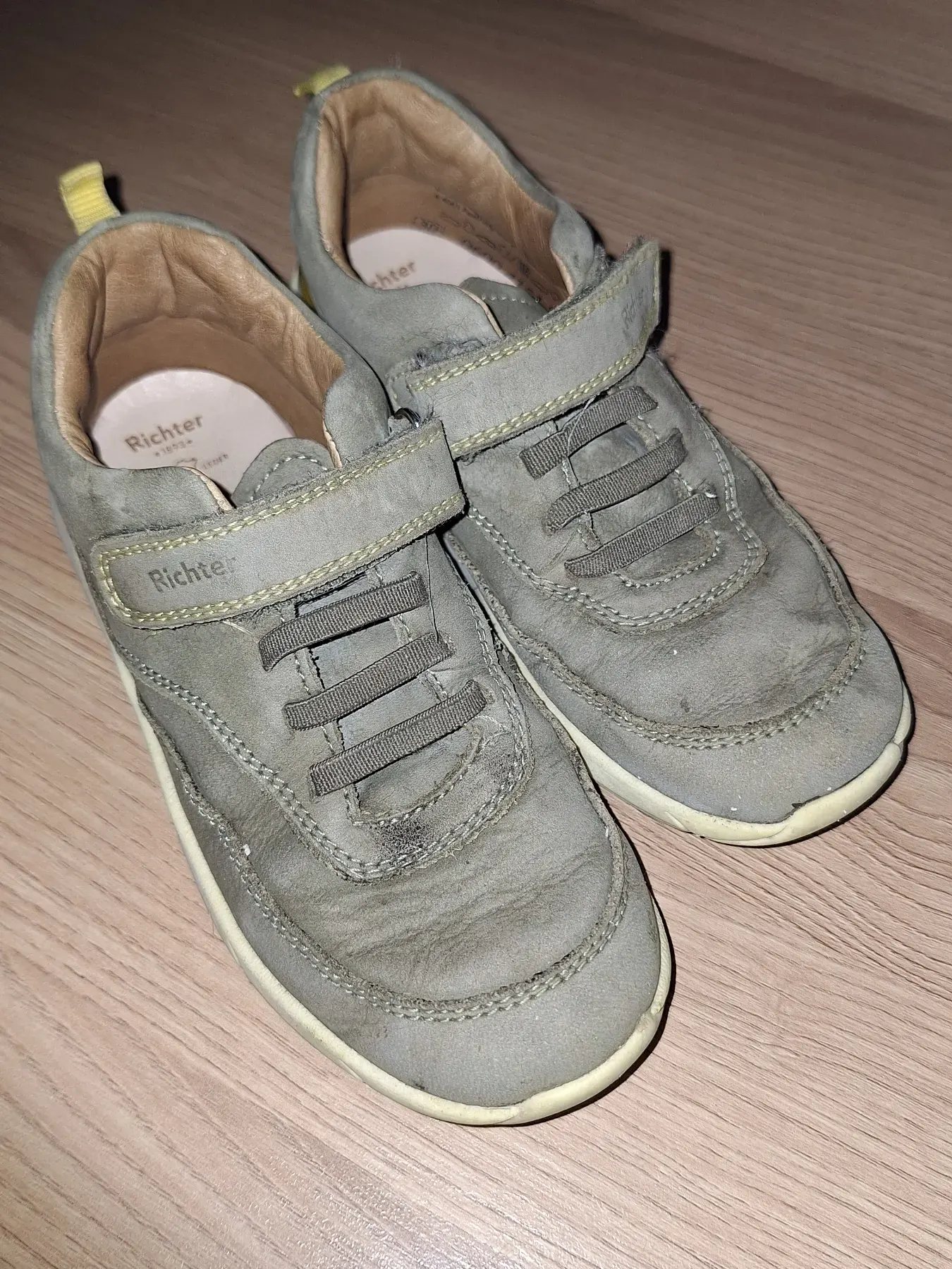 Sneakers Richter Größe 30