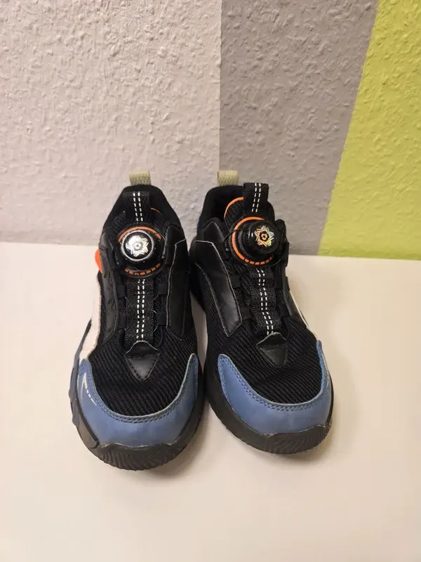 Schuhe Gr. 38