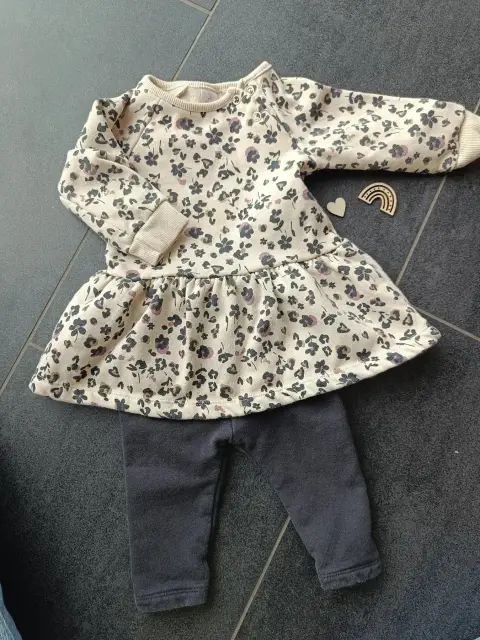 Süßes Set Hose und Oberteil Gr. 62