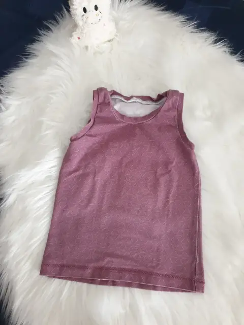 Unterhemd handmade - Gr. 104
