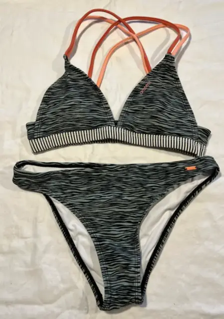 Triangel - Bikini Gr. 164 von Protest