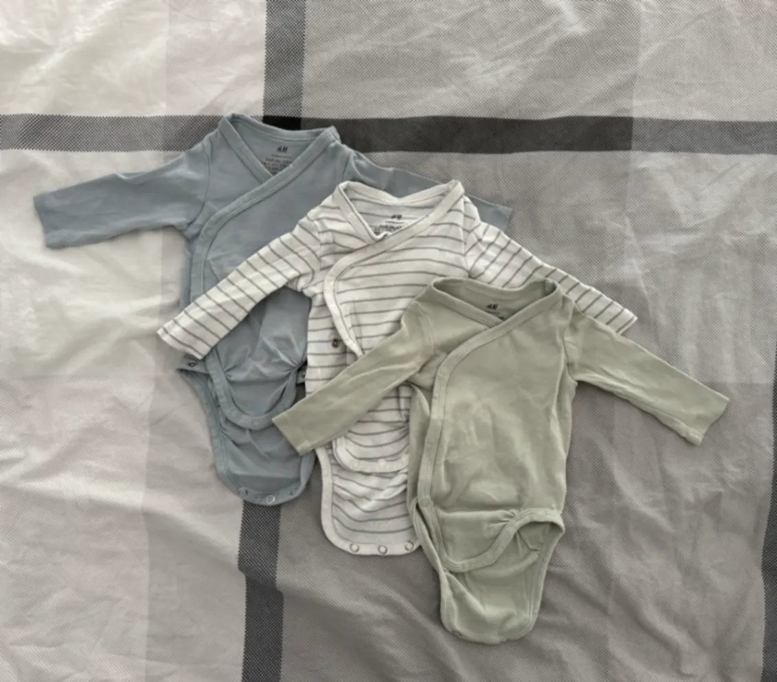 3er-Set Wickelbodys Langarm von H&M (Organic Cotton) – Gr. 56 jungs