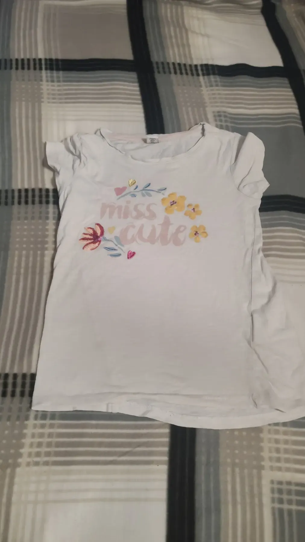 T-Shirt in 128 zu verkaufen