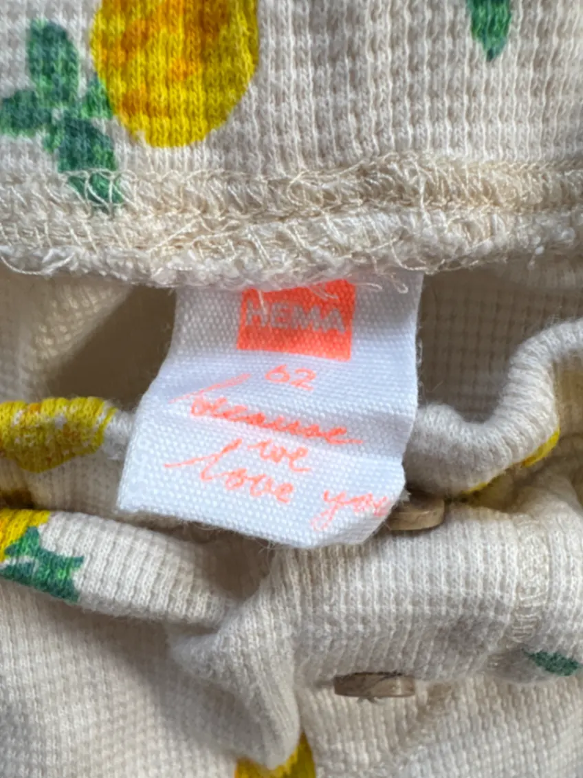 Hema Hose mit Zitronenmuster 🍋