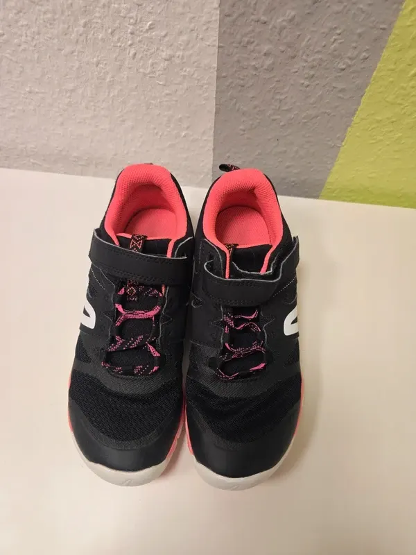 Turnschuhe NewFeel Gr. 35