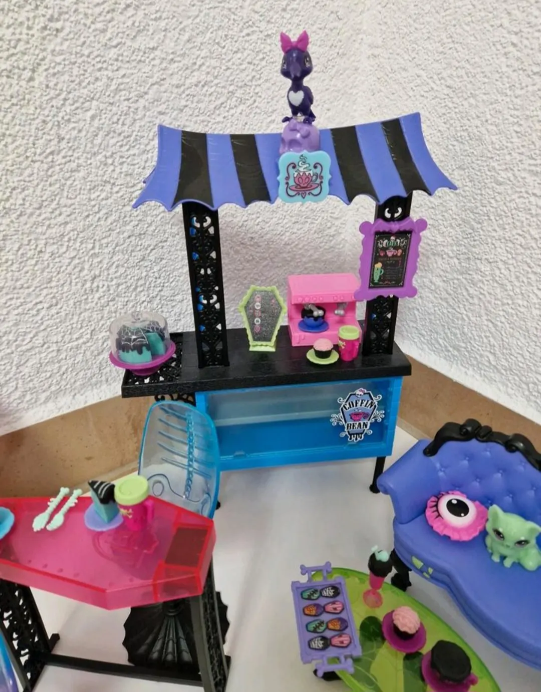 Monster High Cafe HMV78 Café Schwarze Seele Möbel Theke Zubehör
