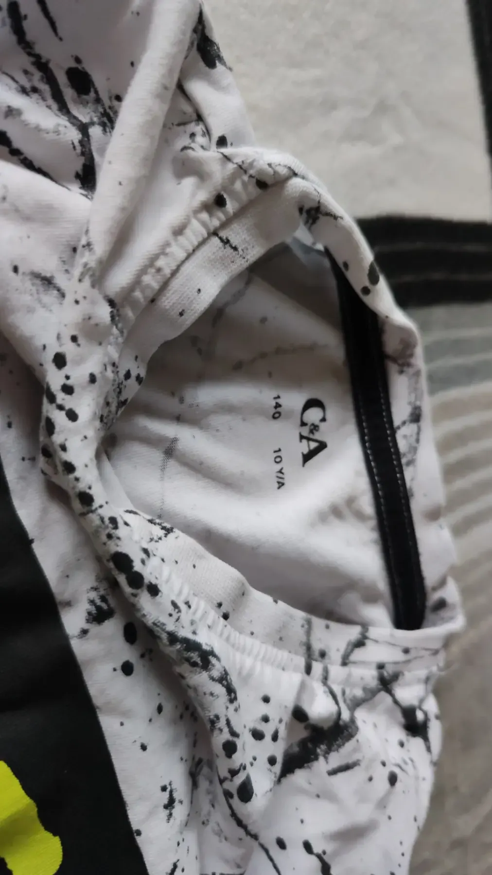 schönes Langarmshirt zu verkaufen