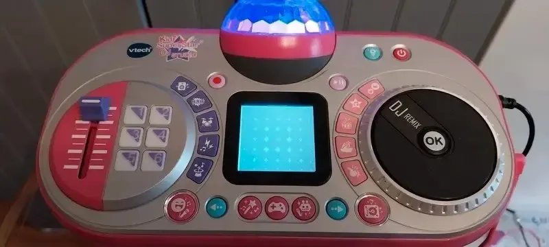 VTech Kidi SuperStar DJ Studio – mit Mikrofon & Lichteffekten
